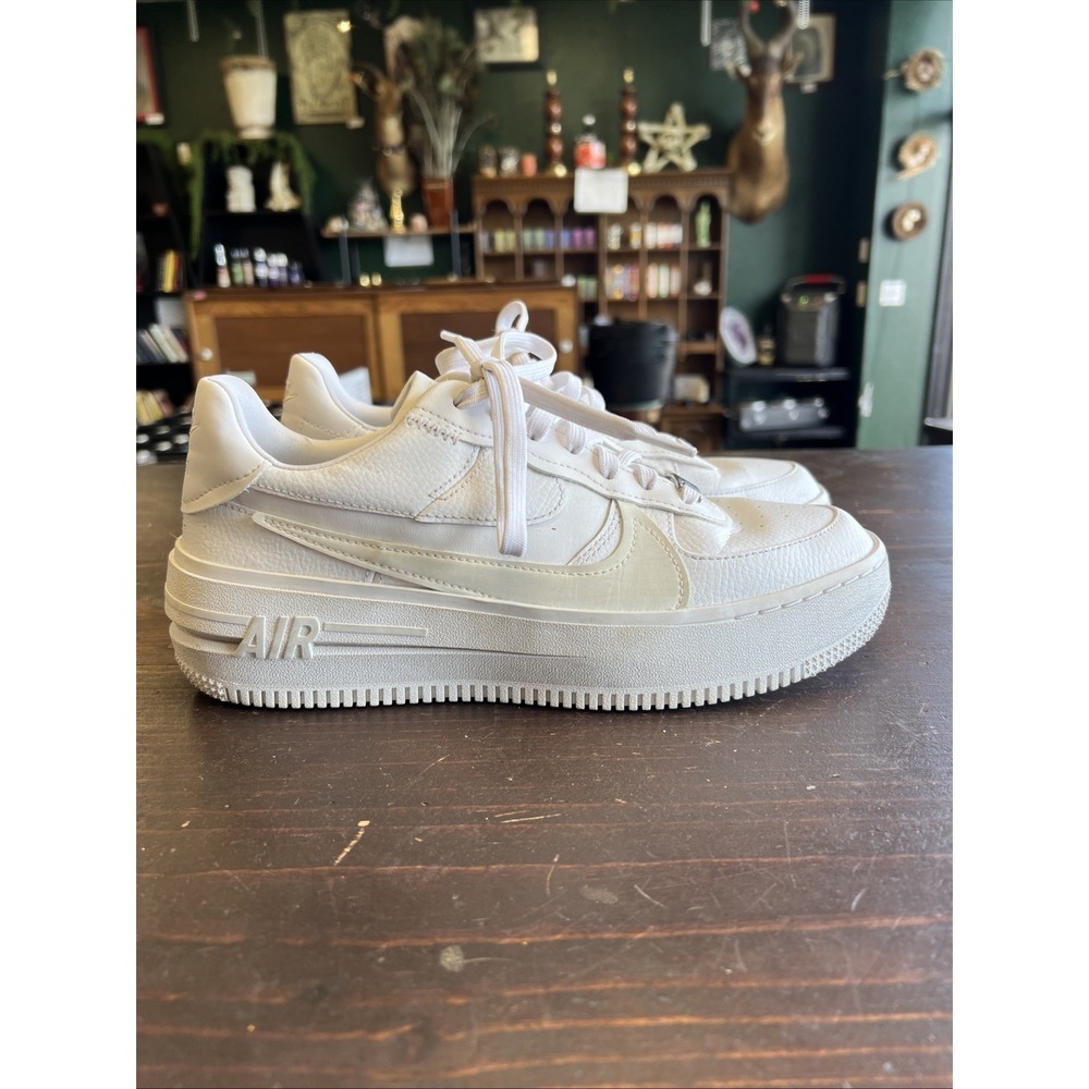 Nike AF1 PLT.AF.ORM Summit Triple White Women's Size 9 DJ9946-100